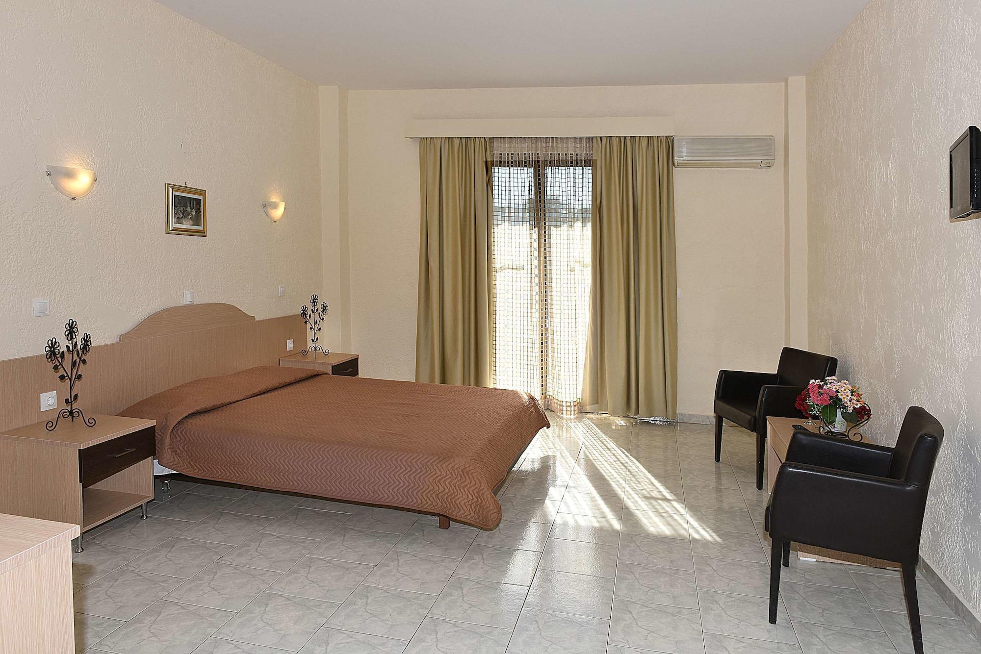 Santa Helena Hotel 이알리소스 외부 사진